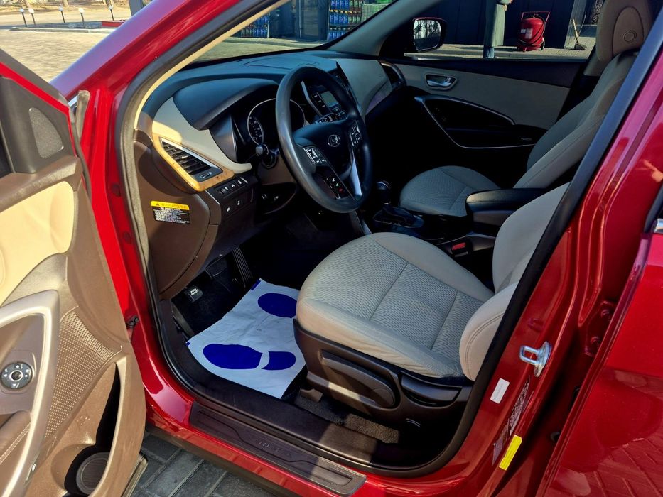 Продам Hyundai Santa FE 2015 года