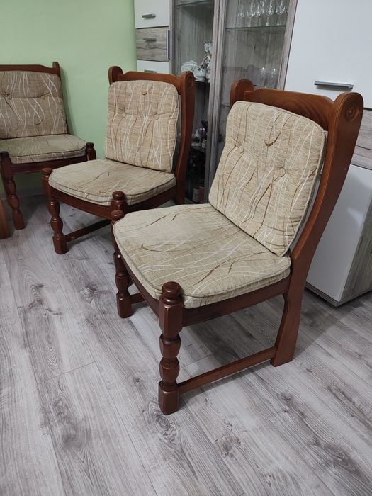 Stół drewniany dobry