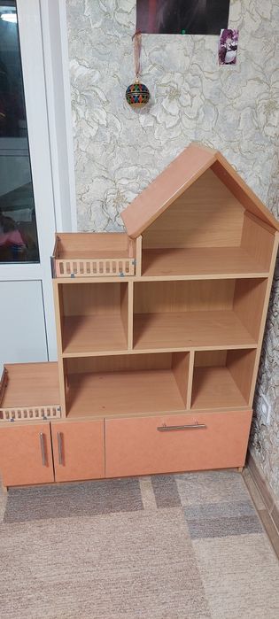 Продам дитячий будинок