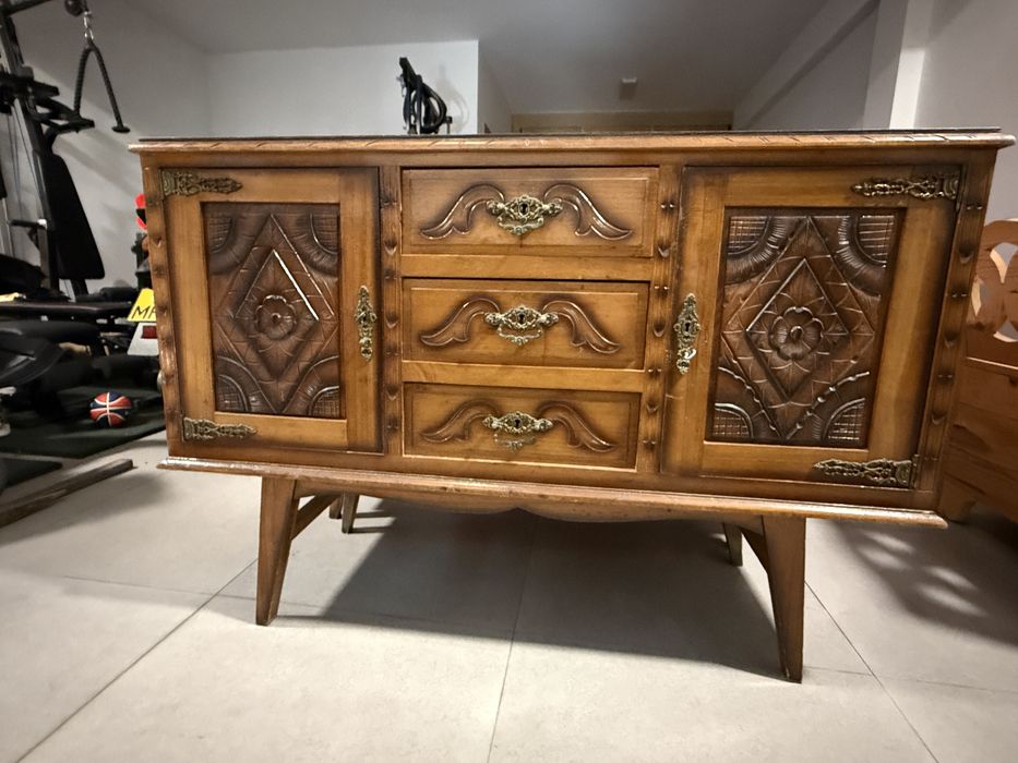 Conjunto de dois aparadores
