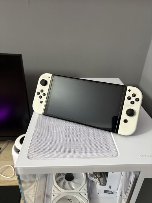 Nitendo Switch OLED