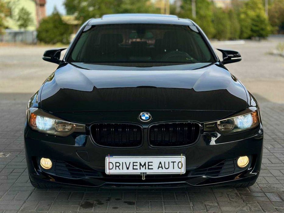 BMW 328i F30 2012
