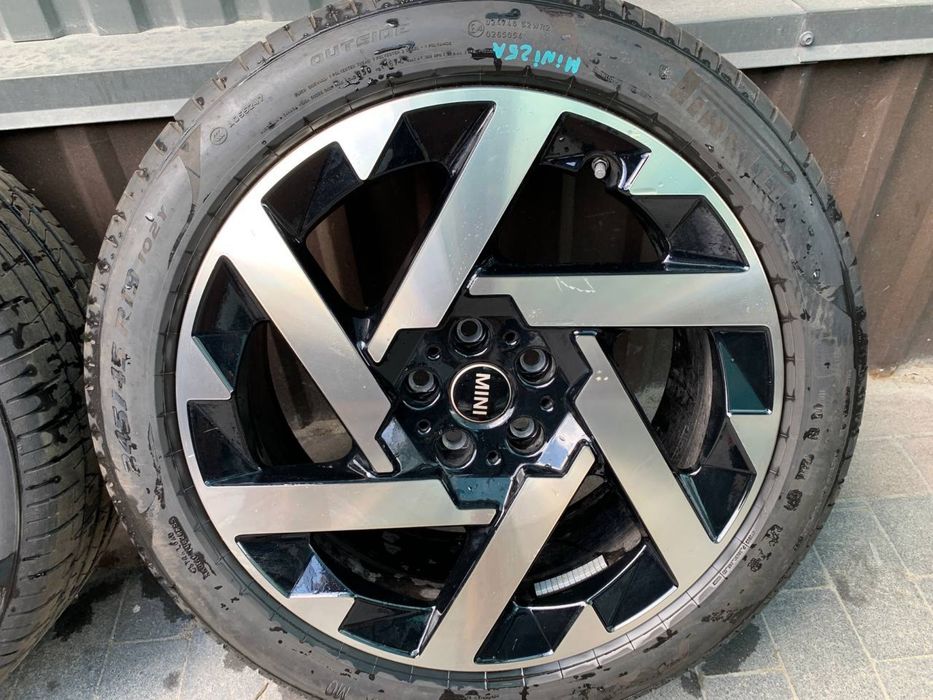 Диски шини колеса шины Mini cooper countryman S 245/45 R19
