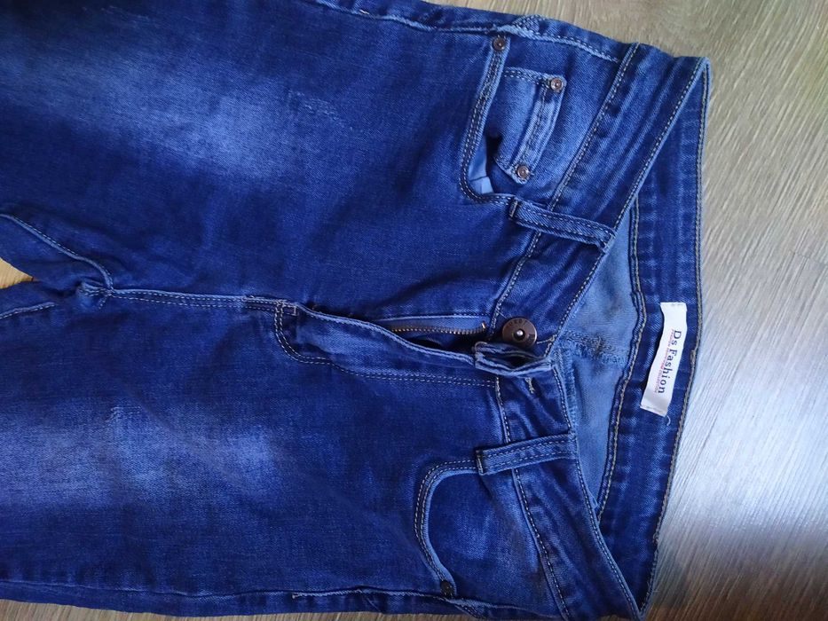Spodnie jeansowe wysoki stan