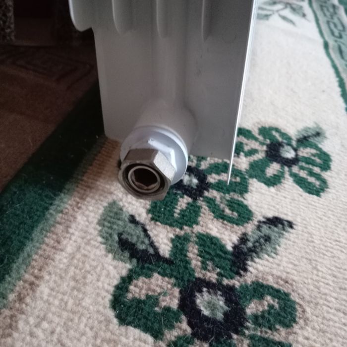 Продам батарею 8 секцій