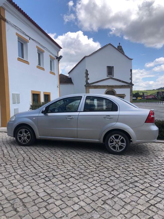 Chevrolet Aveo 2012 GPL — Avariado — Para reparar ou peças