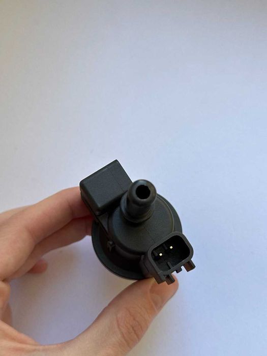 Клапан вентиляції парів баку Ford CU5A-9G866-AA / 0280142519 EVAP