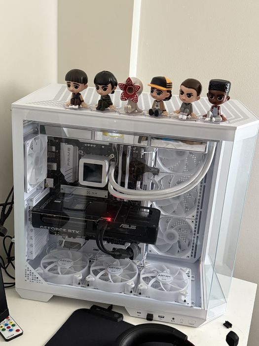 PC GAMER RTX 5070 ryzen7 9800x3d