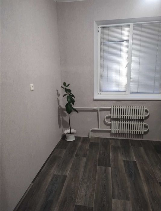 Продам 1 ком. квартиру Л/Б Полногабаритная 44кв.м.+лоджия 11кв.м. ОСББ