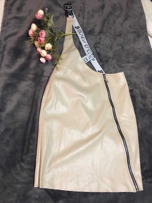 юбка, шорты, сарафан из экокожи от Mohito/SevenSeven