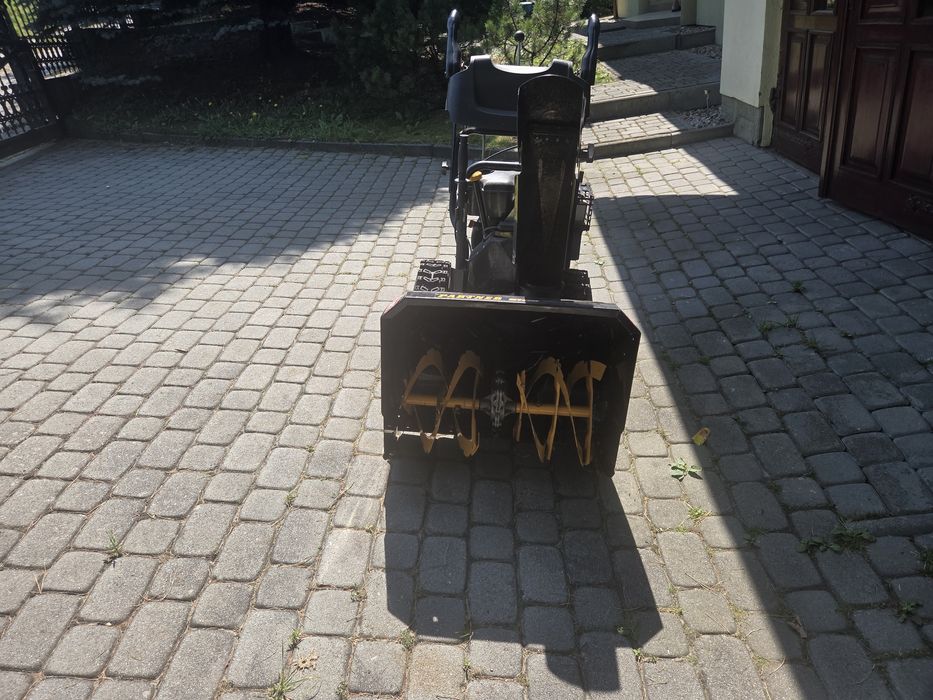 Odśnieżarka Electrolux SB240