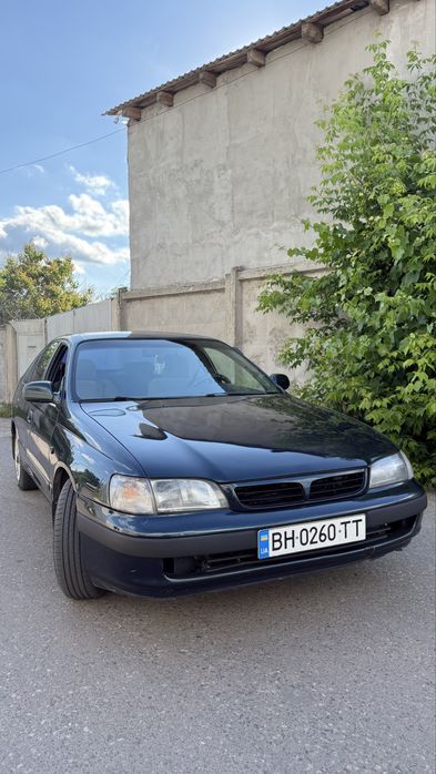 Toyota carina e