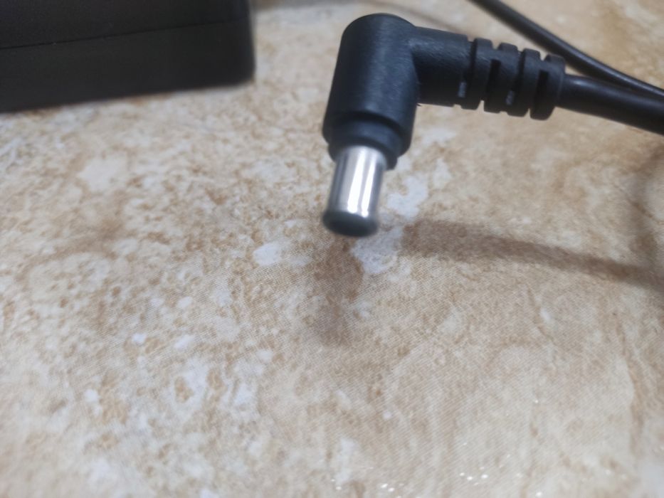 Transformer / charger for PC / laptop Sony / Toshiba / Asus -64553202283651122