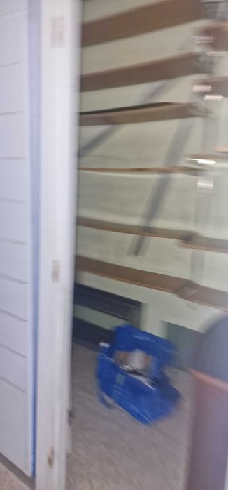 Arrenda-se loja Shopping Massamá  perto da estação de comboios