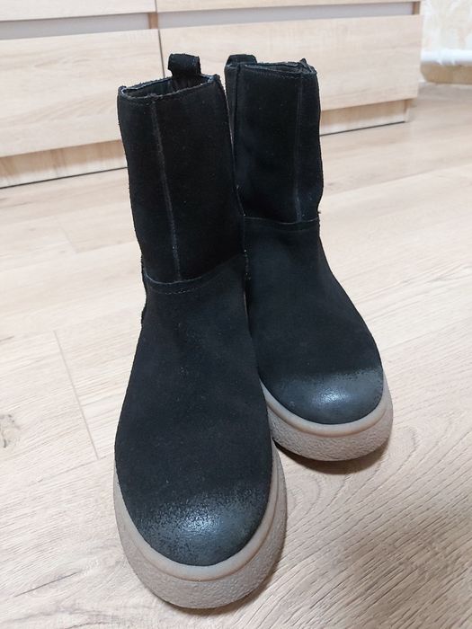 Черевики жіночі 36р.(23,5) осінь-зима