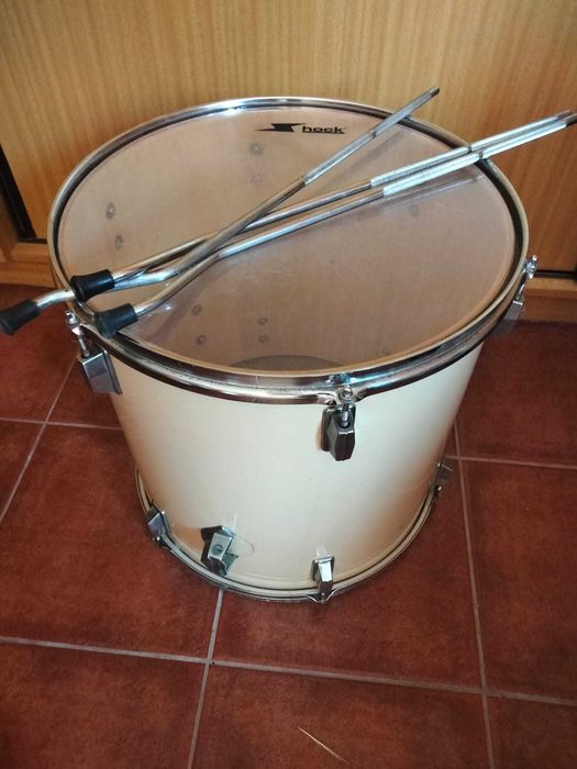 Bateria Hock Shock Laser Series com Pratos Paiste - Pronta a Tocar!