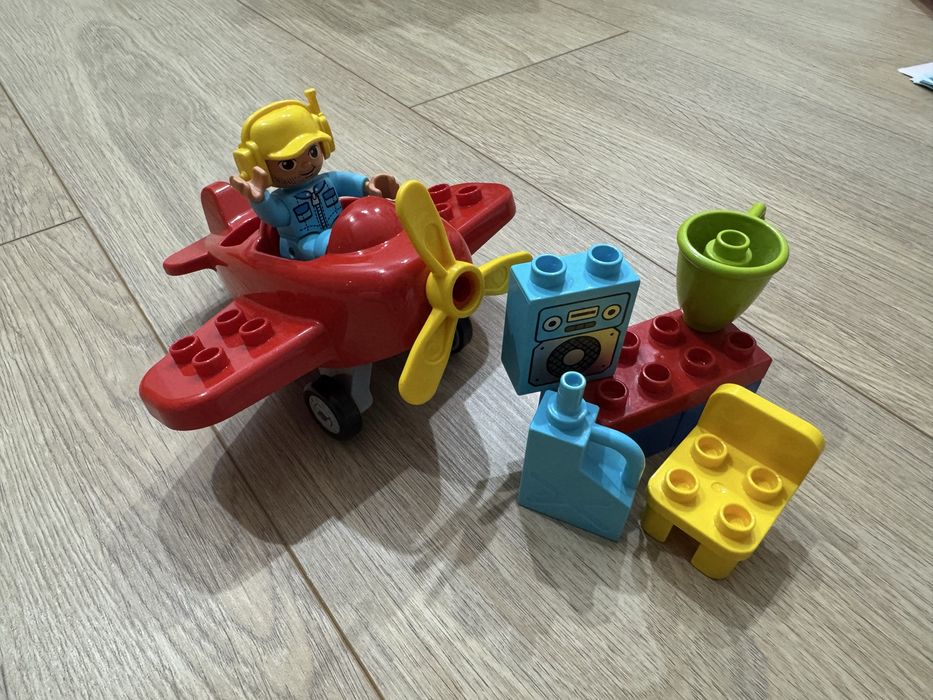 LEGO Duplo 10908 Samolot Warsztat Lotnisko