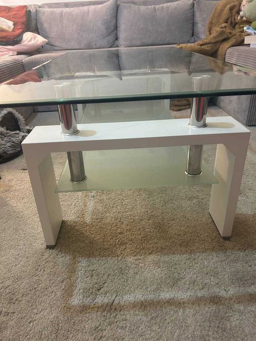 Mesa de centro em ótimo estado com pouco uso