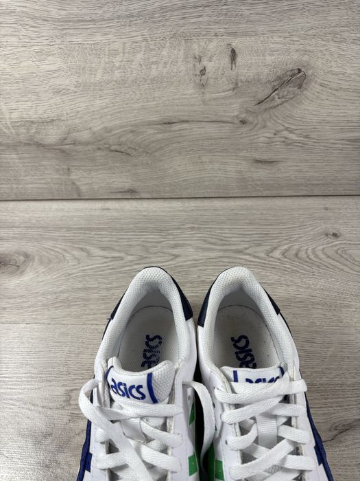 Asics жіночі шкіряні кросівки 37 розмір