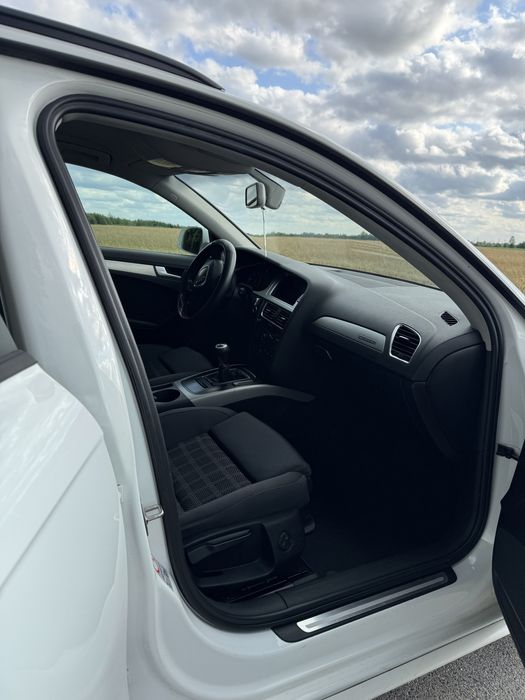 Audi a4 b8 2.0 tdi quattro 170km 2010