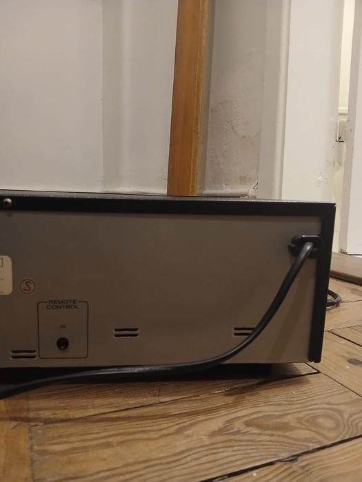 Leitor e gravador de cassetes da Teac