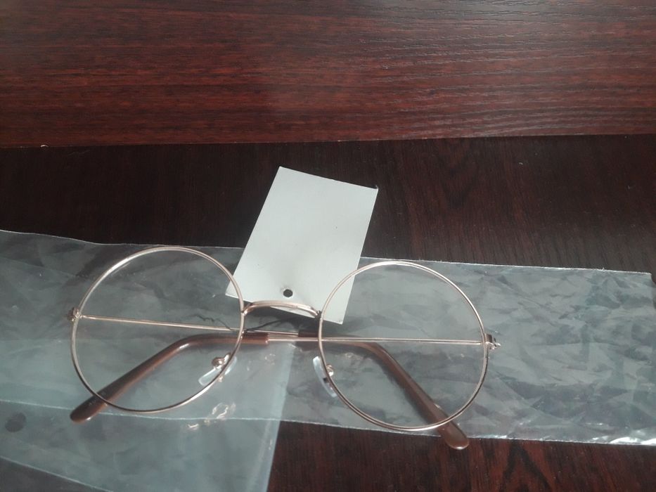 Парфюмированная вода  avon