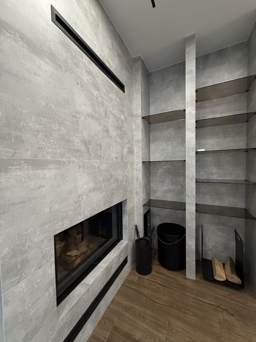 Продам кутовий котедж, в центральній частині міста.