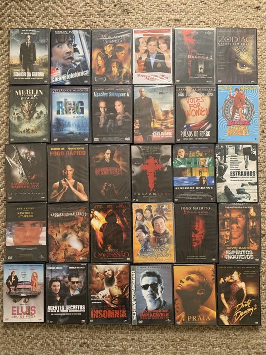 Lote com cerca de 164 dvs originais