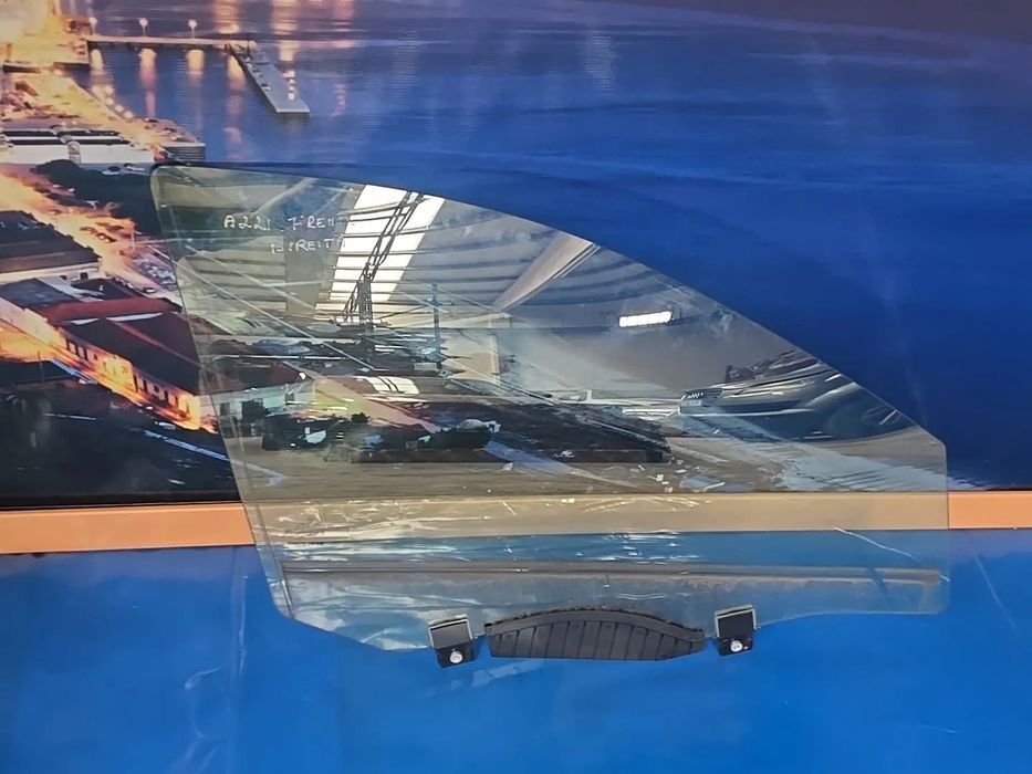 Vidro porta frente direita mercedes class S w221  2006- EPC