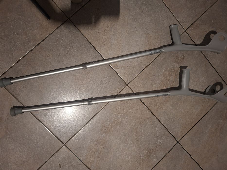 Sprzedam kule łokciowe