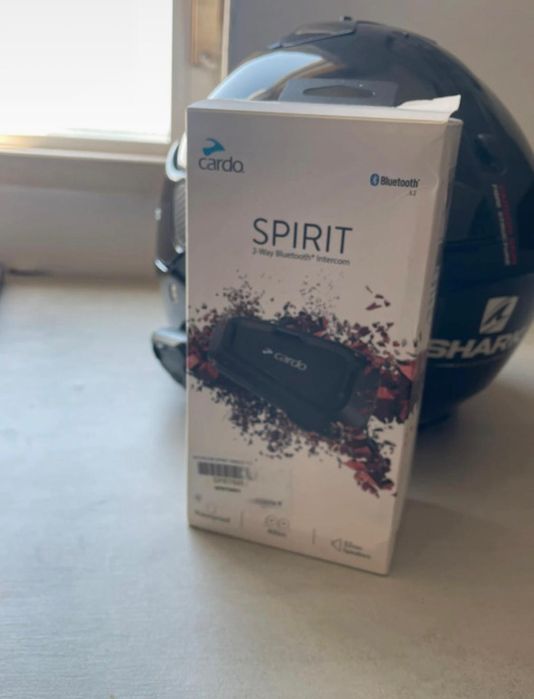 Shark spartan carbon