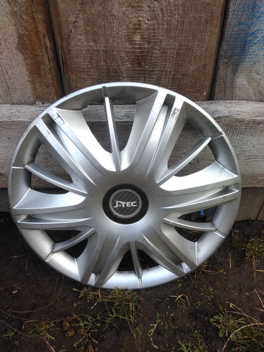 Колпак на колесо  R 15.