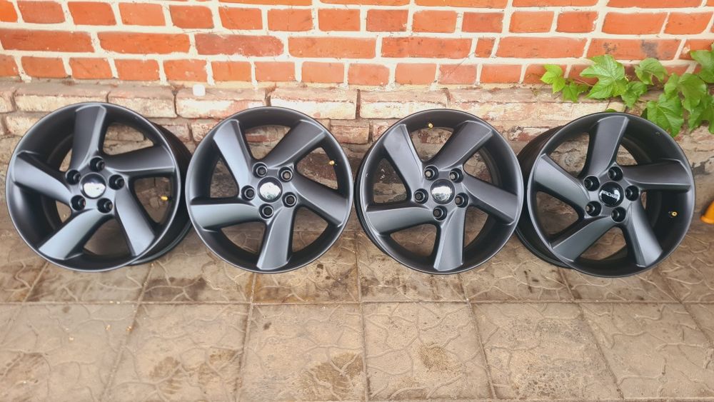 5/114.3 r16 Renault, Suzuki, Nissan, Subaru, Kia, Toyota, Honda, Hyund