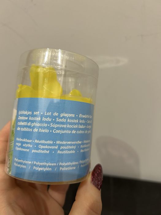 Nowe kostki lodu wielokrotnego użytku 10 szt nr.7659