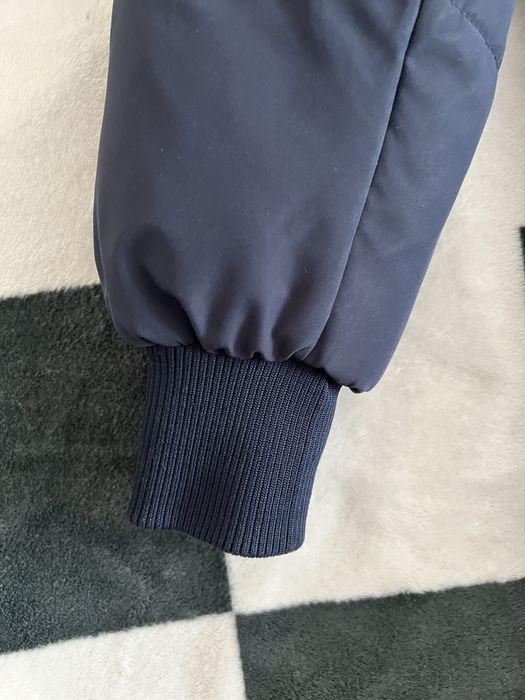 Продам зимову жіночу куртку