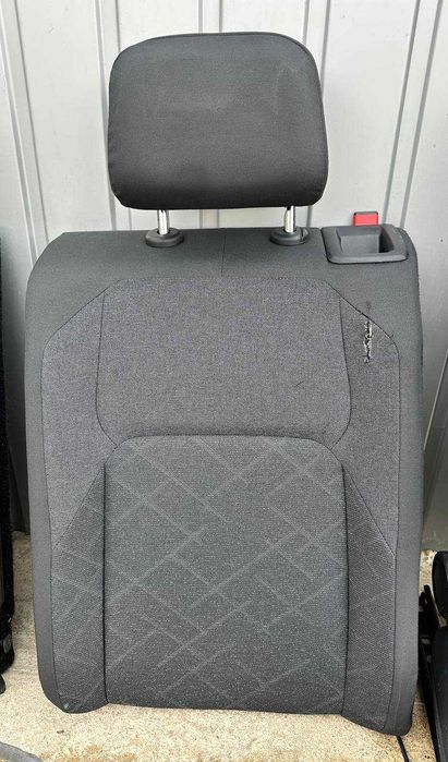 Сидіння Volkswagen Golf 8