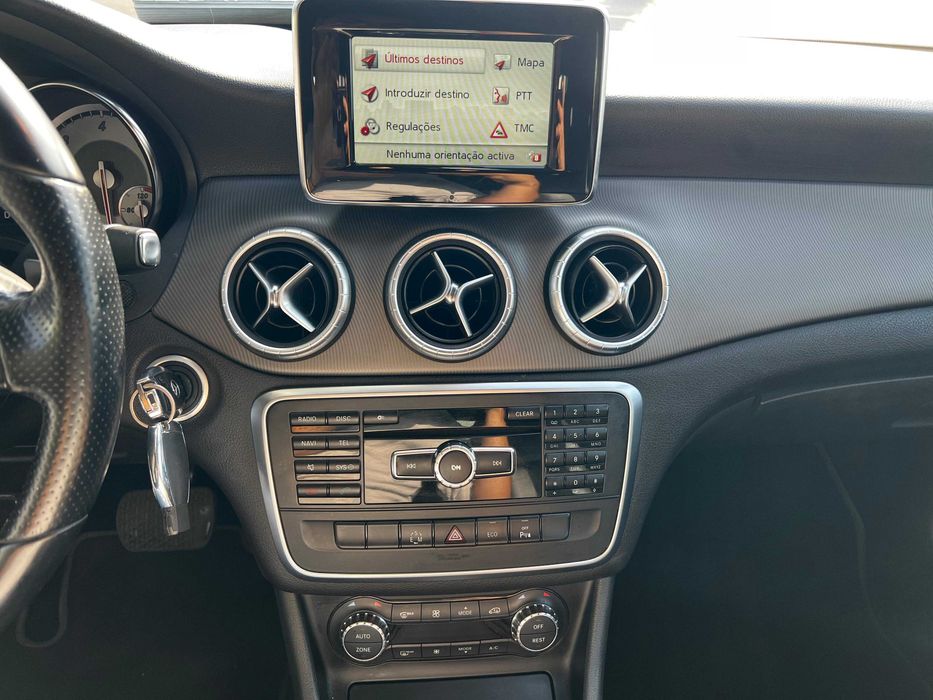 Mercedes-Benz CLA 220 CDI