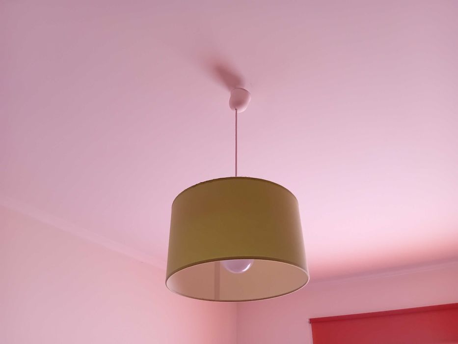 Candeeiro em tecido verde