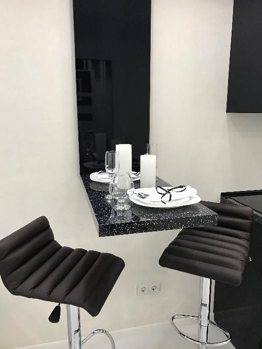 Квартира посуточно, 1к студия, м.Голосеевская, ул.Ломоносова 5 корп2