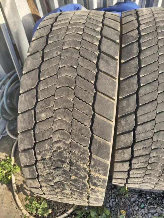 Шини колеса резина  315/70 R22,5 Continental Bridgeston