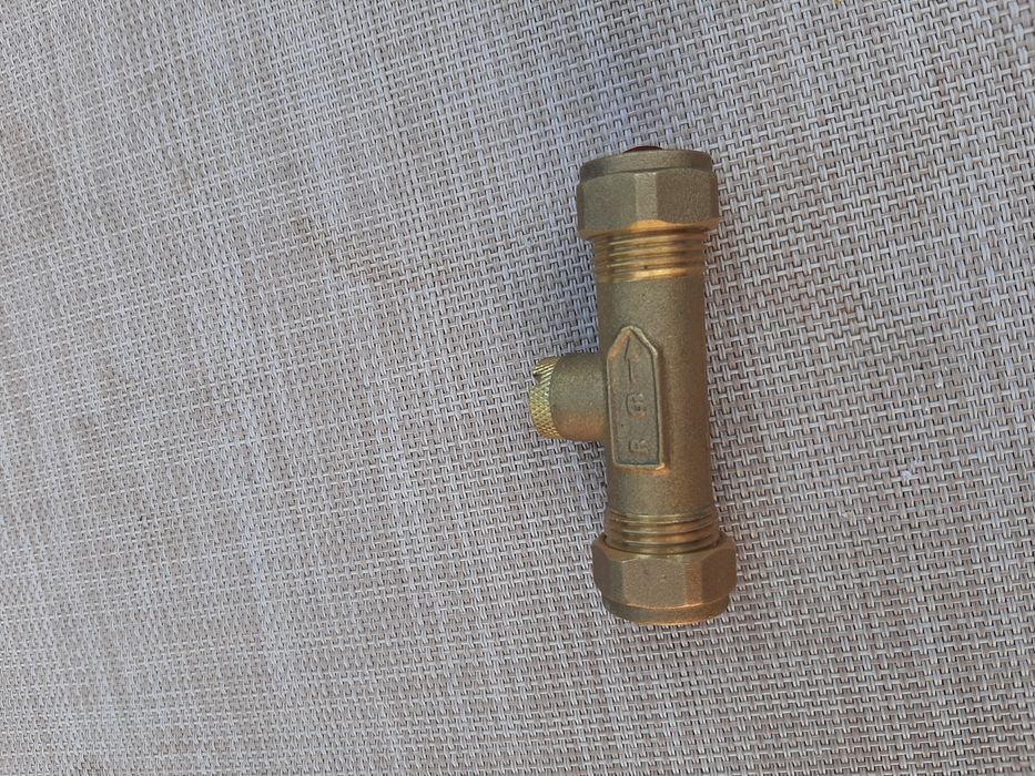 Kształtki hydrauliczne rózne