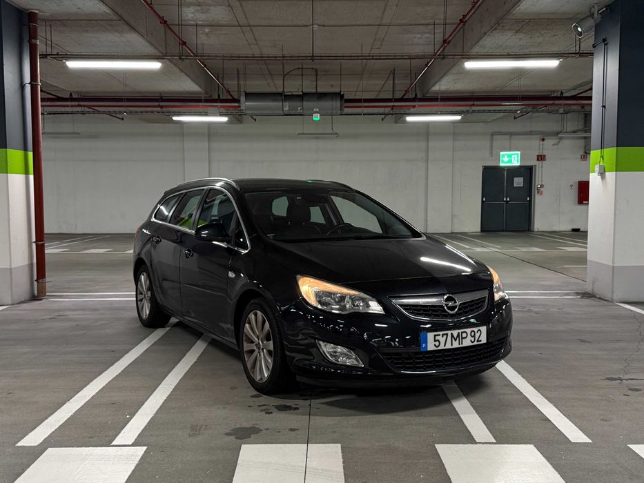 Opel Astra ST CDTI 2012