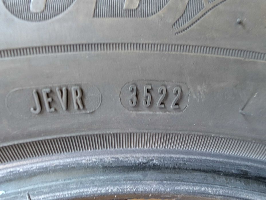 Goodyear EfficientGripPerformance 225/55R17 101Y #618KK