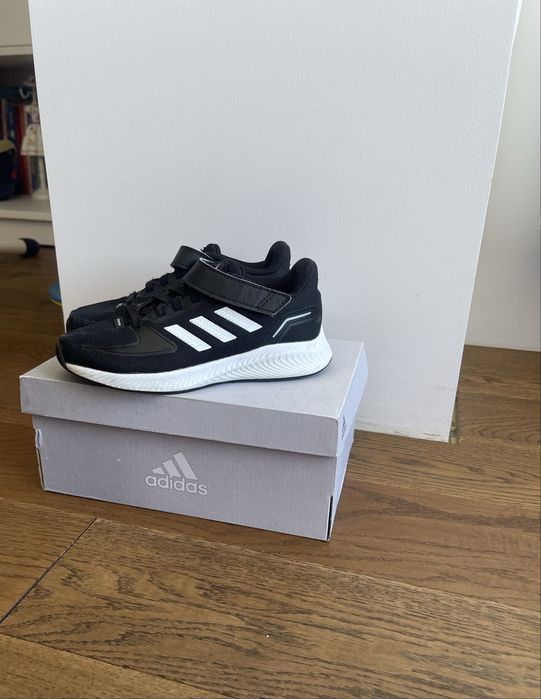 Кросівки adidas дитячі
