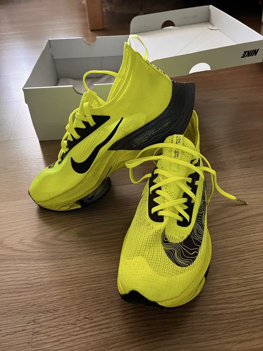 Nike air zoom alphafly розмір 42,5