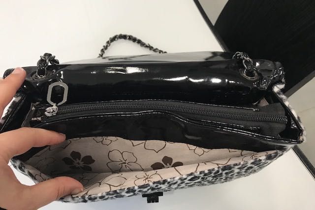 Mala Preta e Branca Nova