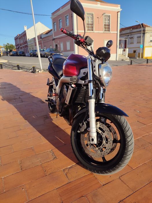 Moto Yamaha FZ 6  Ano 2004