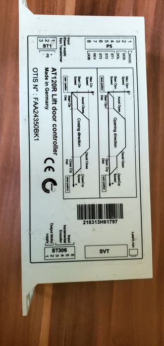 Блок приводу дверей кабіни OTIS AT120 - Ролик дверей шахти.