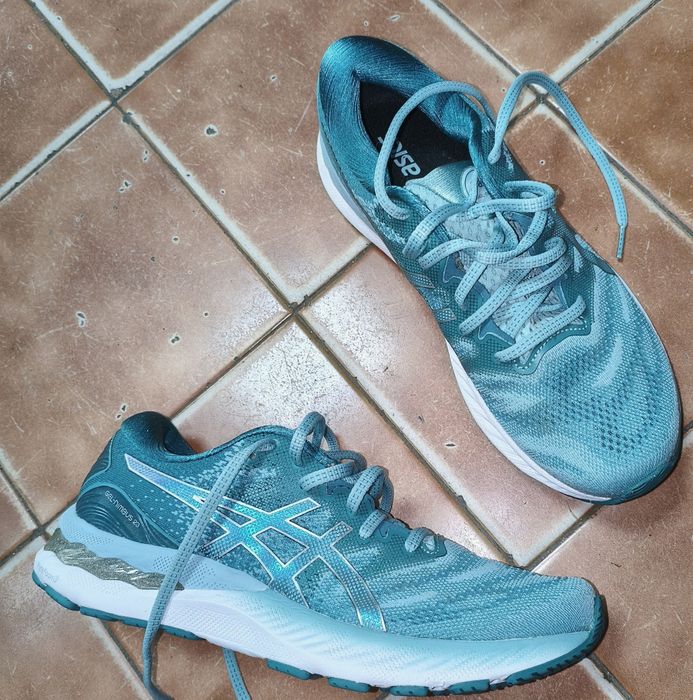 Кросівки для бігу жіночі Asics Gel-Nimbus23 41р 26см