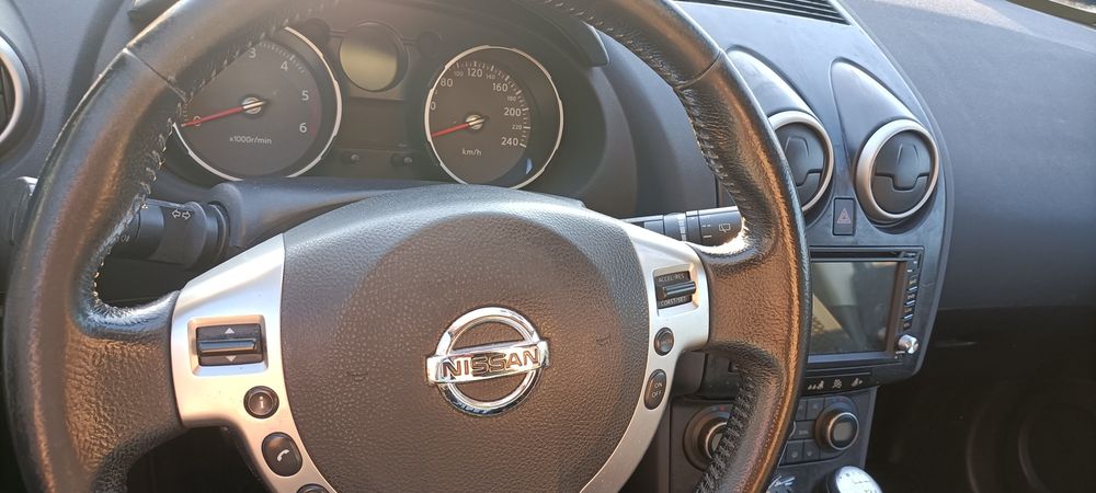 Nissan qasqai 1.5 DCi tekna 18 Preto e  Nacional